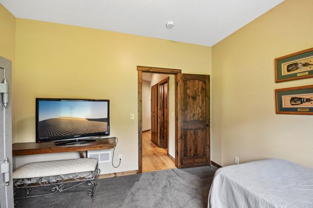 11542 Tilton Trail S, Rogers, MN 55374