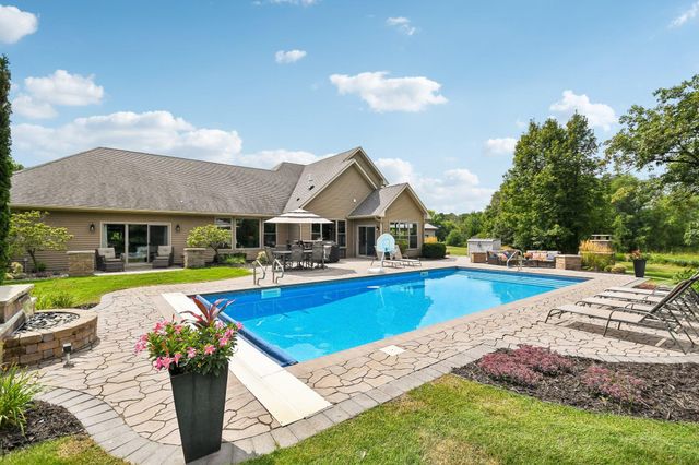11542 Tilton Trail S, Rogers, MN 55374