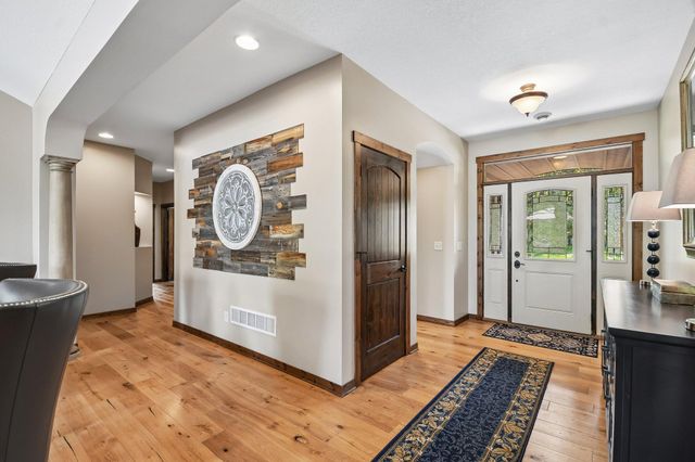 11542 Tilton Trail S, Rogers, MN 55374
