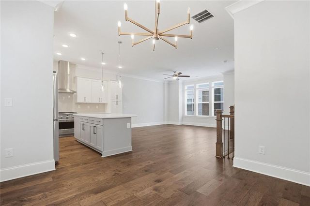 579 Broadview Place NE, Atlanta, GA 30324