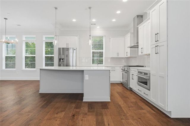 579 Broadview Place NE, Atlanta, GA 30324