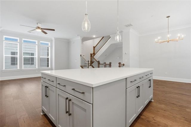 579 Broadview Place NE, Atlanta, GA 30324