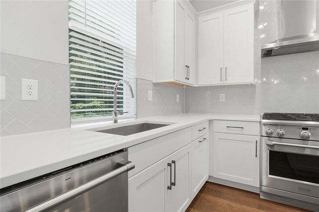 579 Broadview Place NE, Atlanta, GA 30324