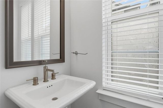 579 Broadview Place NE, Atlanta, GA 30324