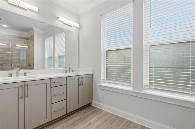 579 Broadview Place NE, Atlanta, GA 30324