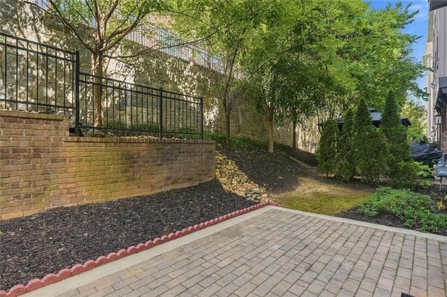 579 Broadview Place NE, Atlanta, GA 30324