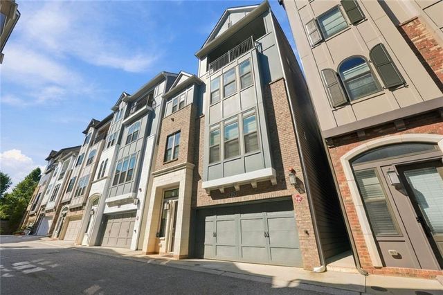 579 Broadview Place NE, Atlanta, GA 30324