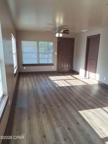523 E 8th Street, Panama City, FL 32401