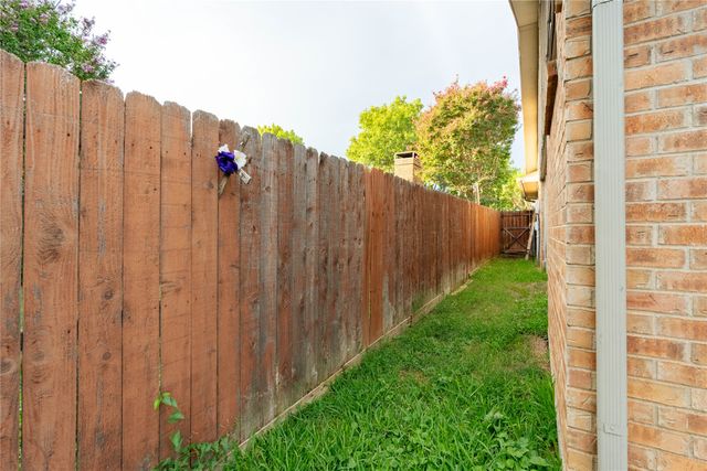 2422 Sword Drive, Garland, TX 75044