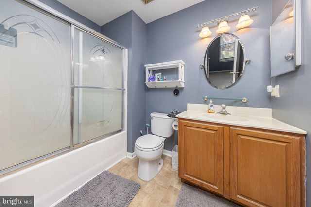 118 LADDS LN, Westville, NJ 08093