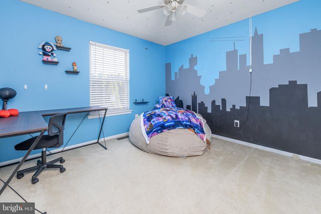 118 LADDS LN, Westville, NJ 08093