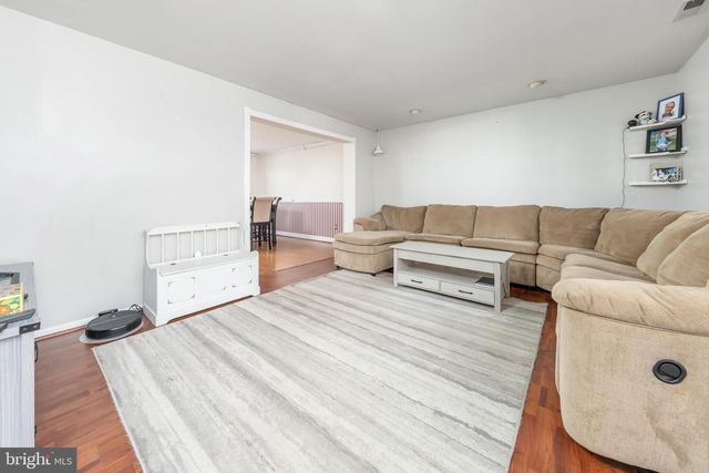 118 LADDS LN, Westville, NJ 08093