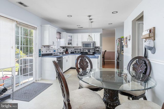 118 LADDS LN, Westville, NJ 08093