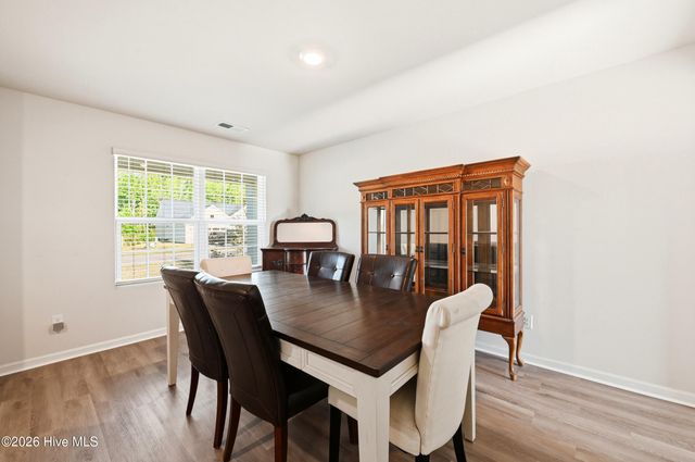 697 Poppleton Drive, Hampstead, NC 28443