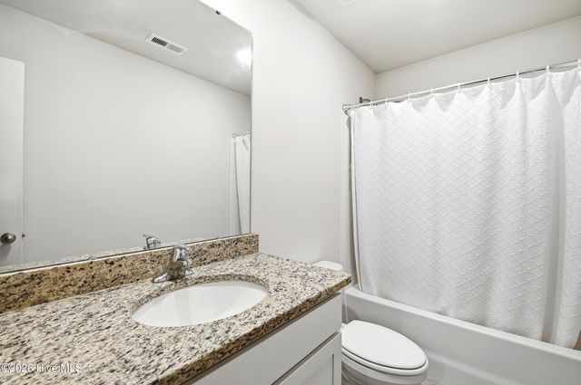 697 Poppleton Drive, Hampstead, NC 28443