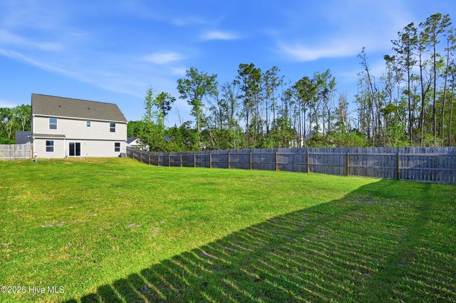 697 Poppleton Drive, Hampstead, NC 28443