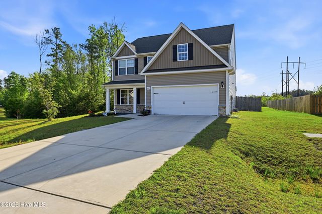 697 Poppleton Drive, Hampstead, NC 28443