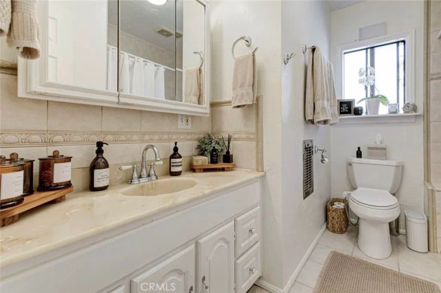 10557 Mahoney, Sunland, CA 91040