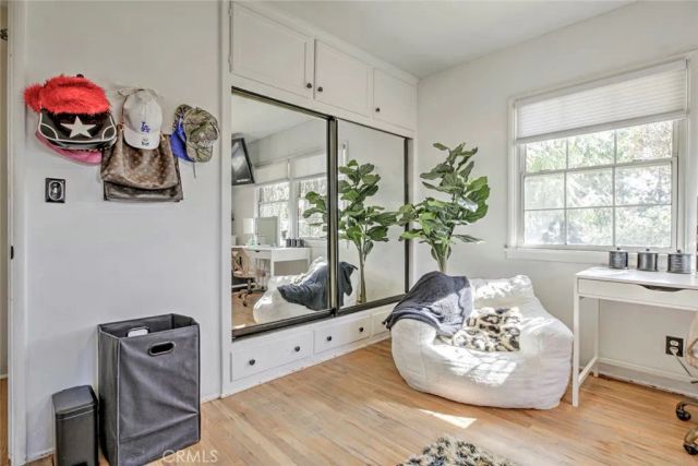 10557 Mahoney, Sunland, CA 91040