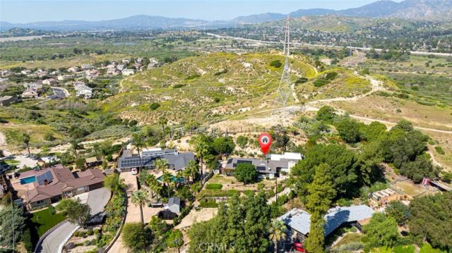 10557 Mahoney, Sunland, CA 91040