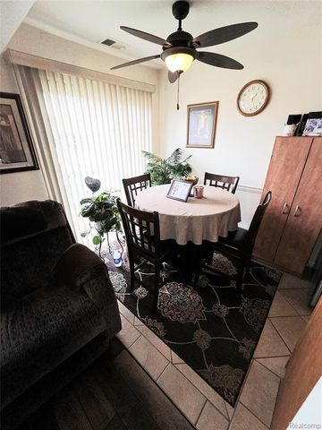 27743 Carini Villa Street, Roseville, MI 48066