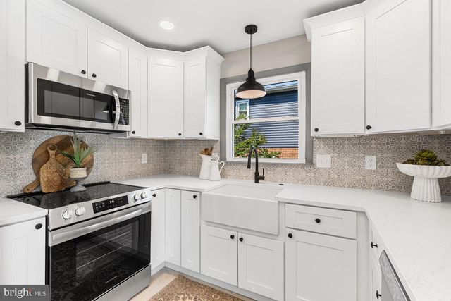 26 VIRGINIA CIR, Ridley Park, PA 19078