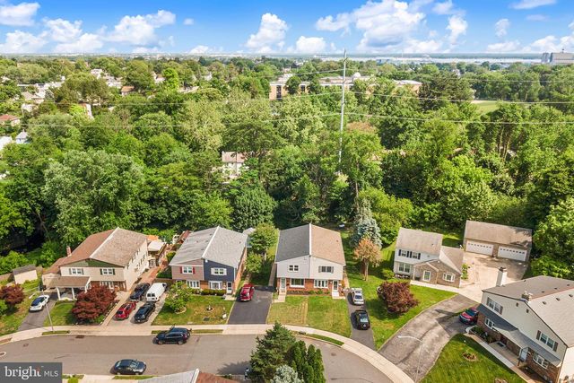 26 VIRGINIA CIR, Ridley Park, PA 19078
