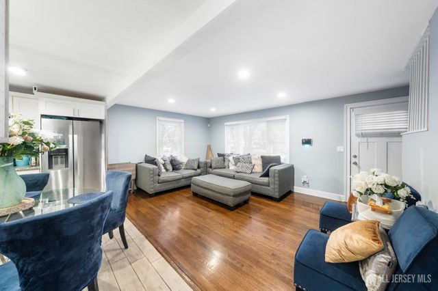 1305 Sunnyside Place 09, Plainfield, NJ 07060