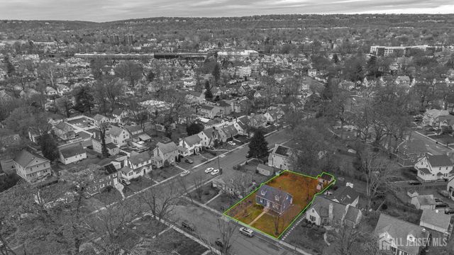 1305 Sunnyside Place 09, Plainfield, NJ 07060