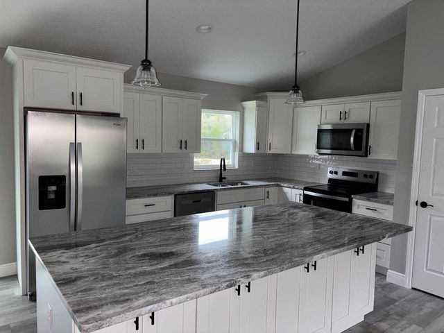 10944 W OBER TERRACE, Dunnellon, FL 34433
