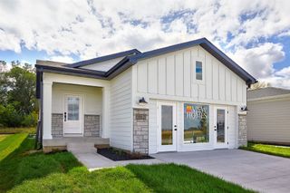 1012 NW Macarthur Lane, Waukee, IA 50263