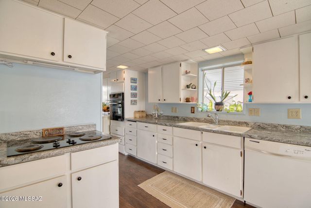 5401 W Bar X Street, Tucson, AZ 85713