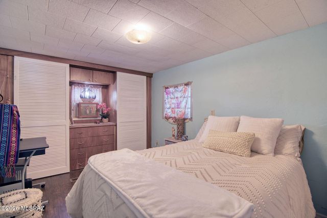 5401 W Bar X Street, Tucson, AZ 85713