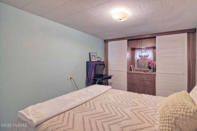 5401 W Bar X Street, Tucson, AZ 85713