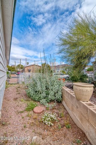 5401 W Bar X Street, Tucson, AZ 85713