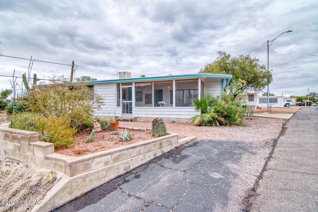 5401 W Bar X Street, Tucson, AZ 85713