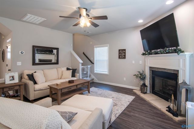 207 Oracle Circle, Huntsville, AL 35811