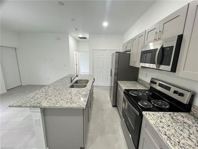 1021 Gladys ST, Lehigh Acres, FL 33974