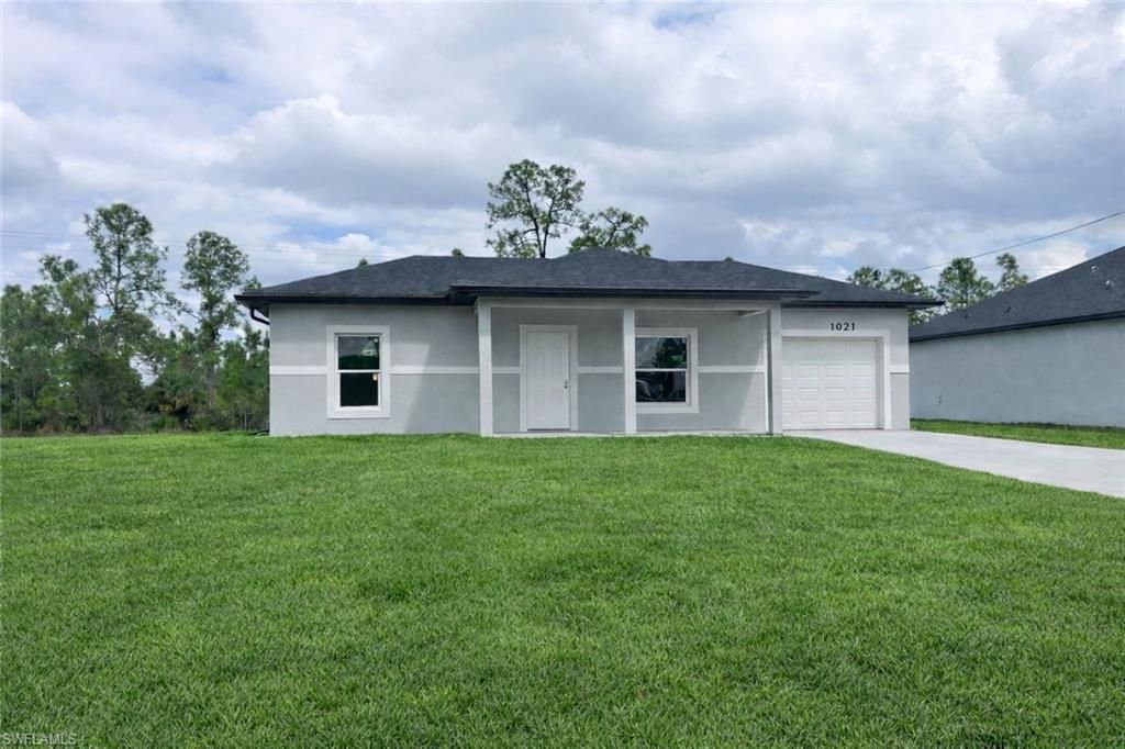 1021 Gladys ST, Lehigh Acres, FL 33974