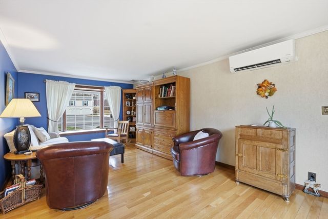 24 East View Drive, Agawam, MA 01030