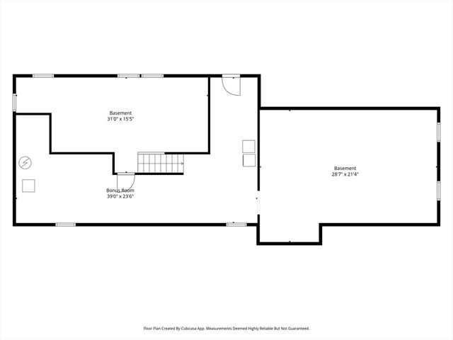 11 Moore St, Wilmington, MA 01887