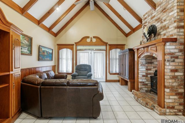 32459 Carolyn Dr, Paulina, LA 70763