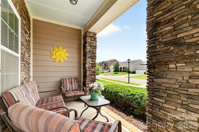 179 Glastonbury Drive, Mooresville, NC 28115
