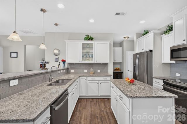 179 Glastonbury Drive, Mooresville, NC 28115