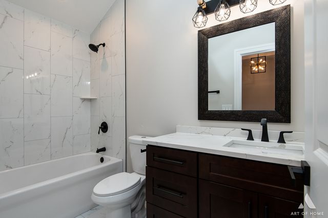 7942 W 74 Street, Bridgeview, IL 60455