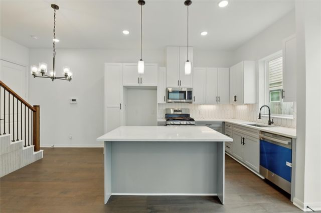 9902 Clark Road I, Houston, TX 77076