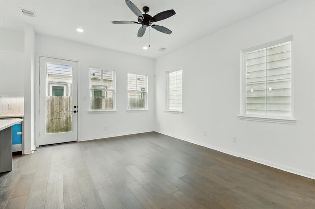 9902 Clark Road I, Houston, TX 77076