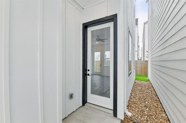 9902 Clark Road I, Houston, TX 77076