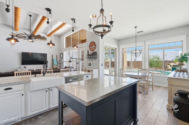 2616 W CANYON Road, Phoenix, AZ 85086
