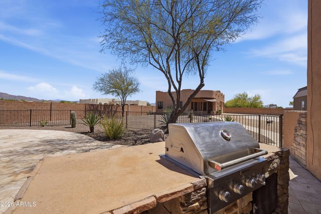 2616 W CANYON Road, Phoenix, AZ 85086